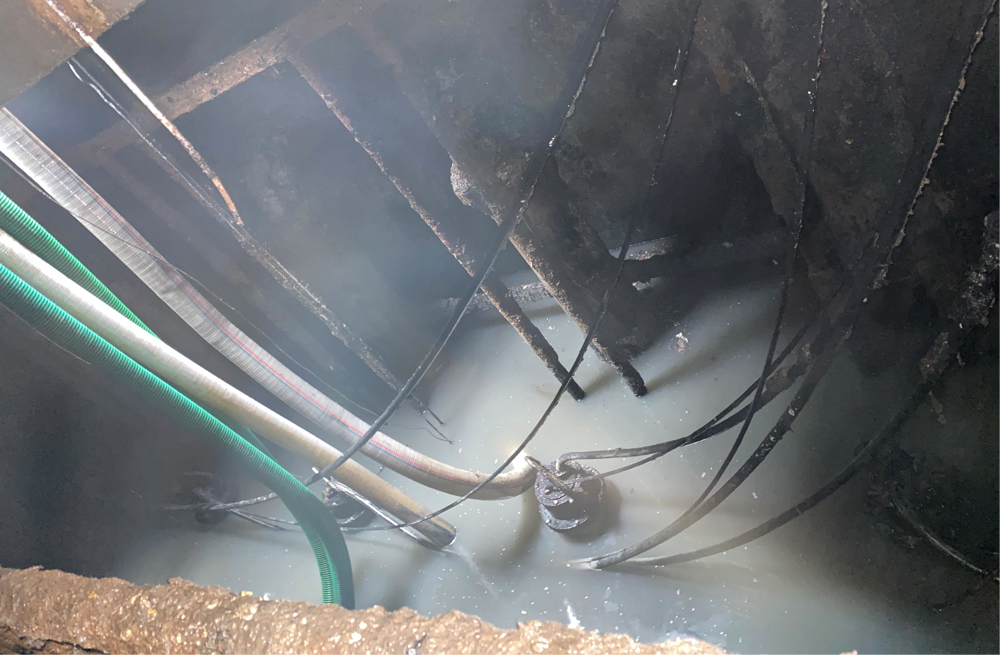 272九江商城污水池清运