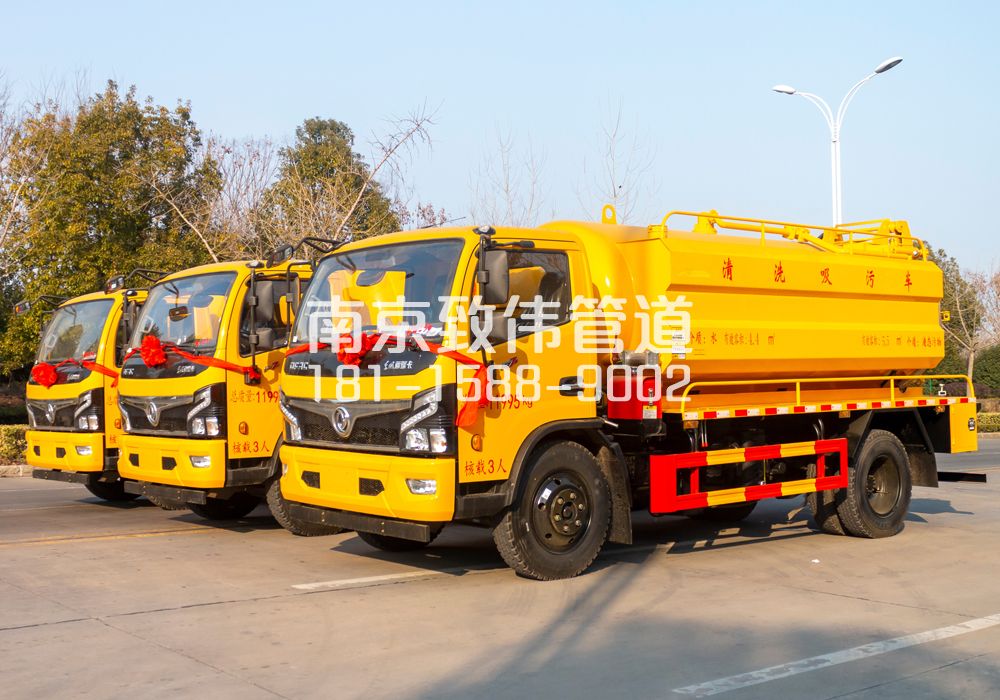 九江多利卡吸污车